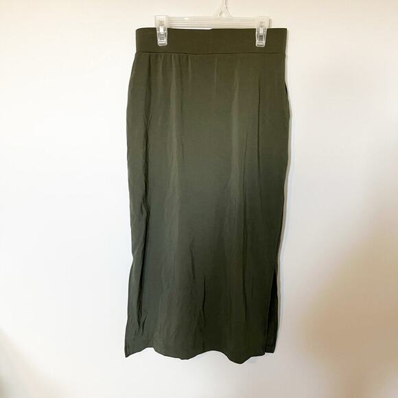 Women's Brushed Bamboo
Patch Pocket Midi Skirt green xs - Picture 6 of 13